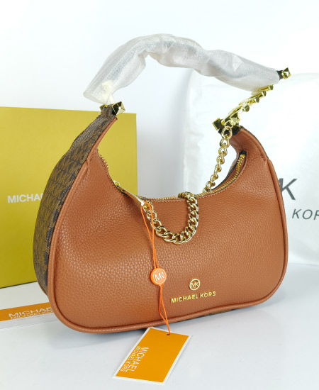 Ladies Handbags in Pakistan